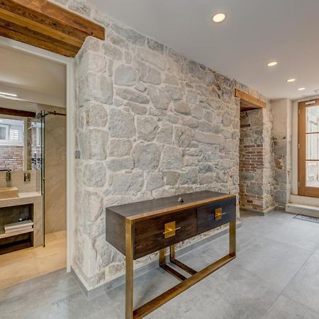 Stonemasons Heritage Сплит Екстериор снимка